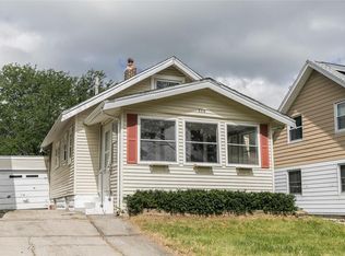 206 15th St NW, Cedar Rapids, IA 52405