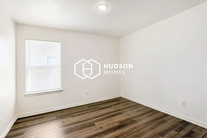 3204 Tuskegee St — Photo 8
