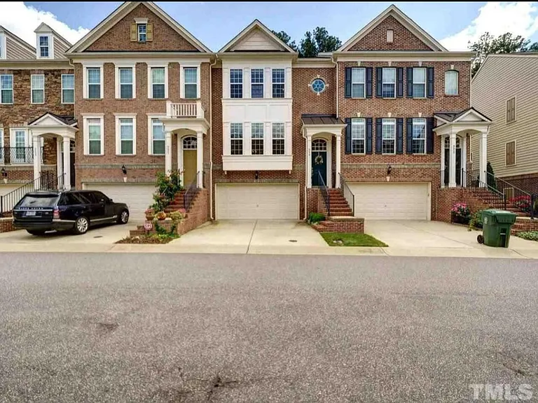 8627 Macedonia Lake Dr — Photo 8