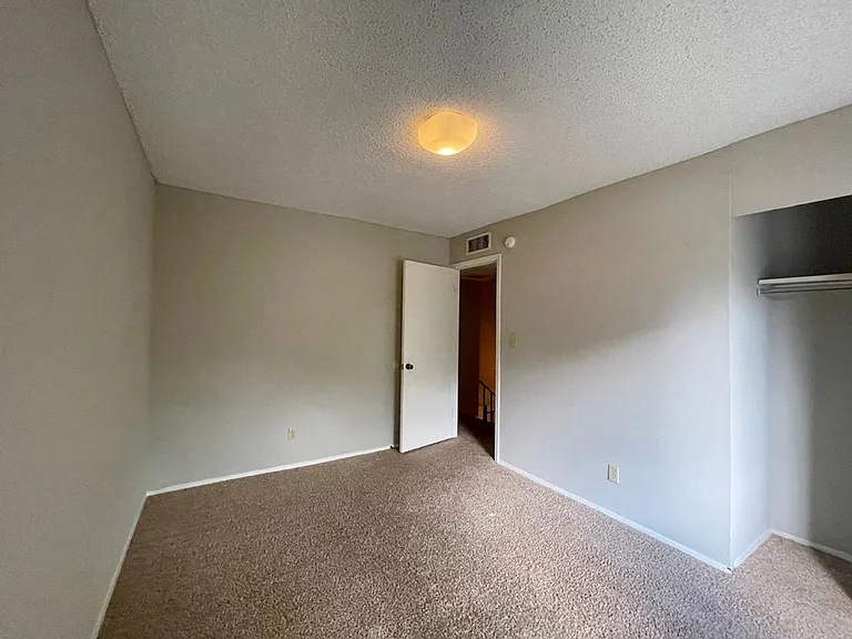 9502 Quail Village Ln — Photo 21