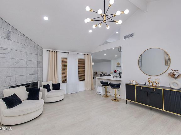 5th image of 5216 W VOLTAIRE Drive