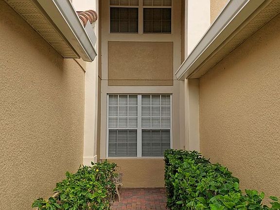 2nd image of 3015 Metro Sevilla Dr Unit 103