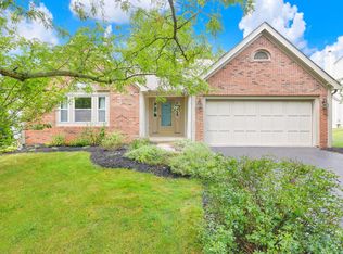 137 Clayburn Dr, Pataskala, OH 43062