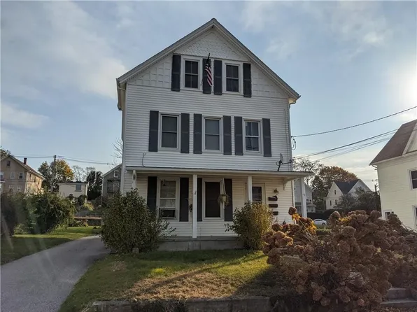 9 Summer St #B, Westerly, RI 02891