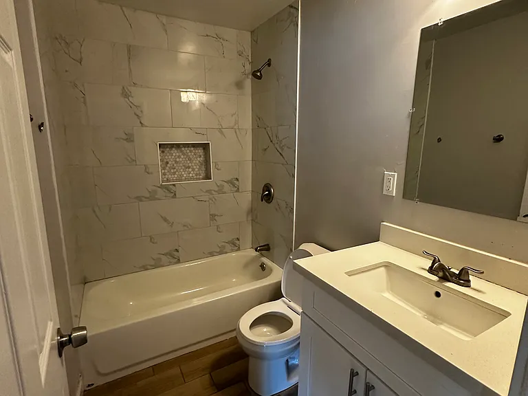 3746 E Taylor St #B — Photo 2