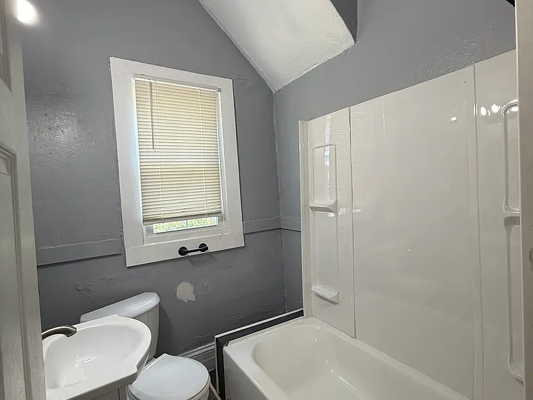2315 Portland Ave #1 — Photo 5