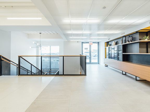 5th image of 520 Parkside Ave #4G