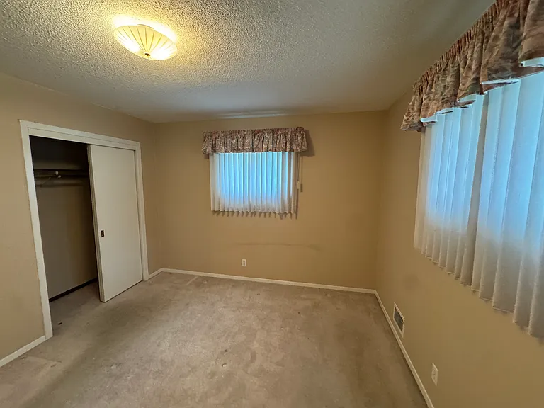4219 E Ave — Photo 10