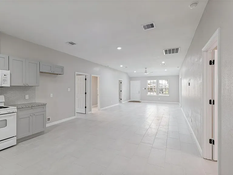 5034 Nassau Rd — Photo 8