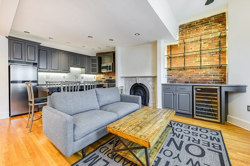 2 bed, 1.0 bath, 766 sqft, $3,600 — Photo 4