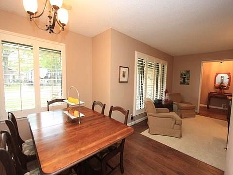 4th image of 1516 Oak Creek Dr