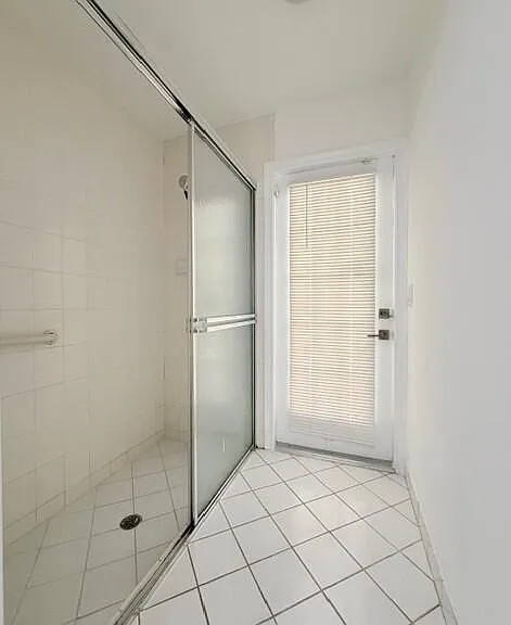 4853 NW 66th Ave — Photo 22