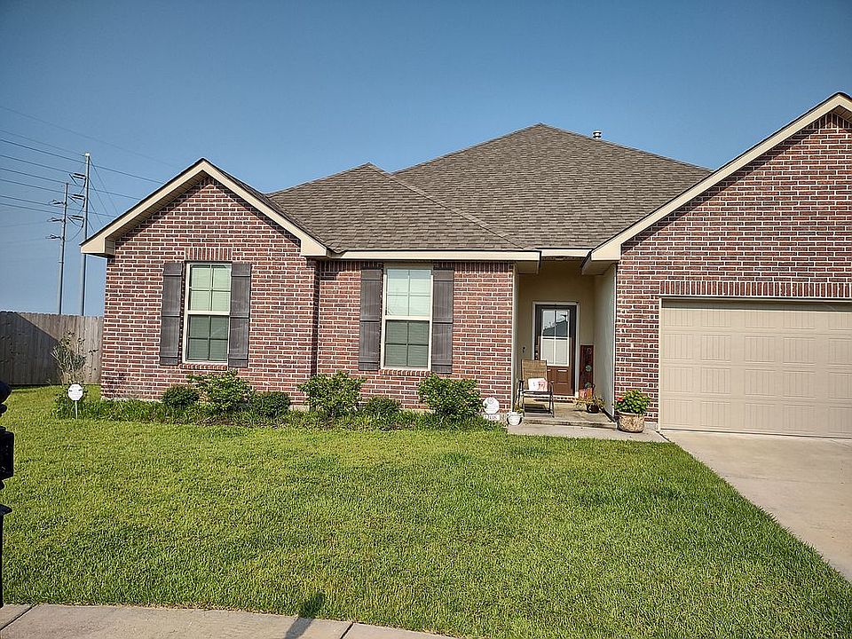 1st image of 208 Voiliere Dr