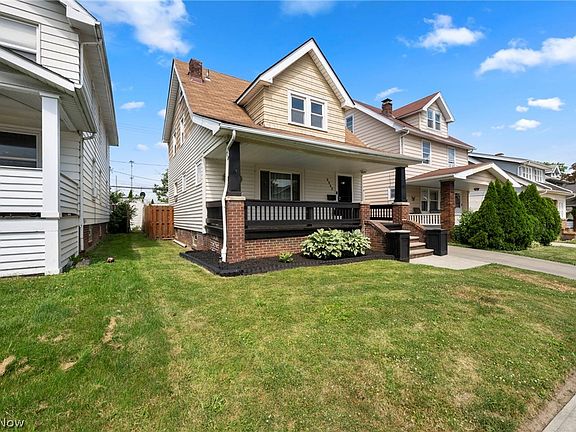 3rd image of 4948 E 106th St