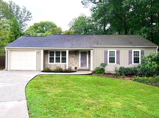 540 Country Glen Ct, Johns Creek, GA 30022