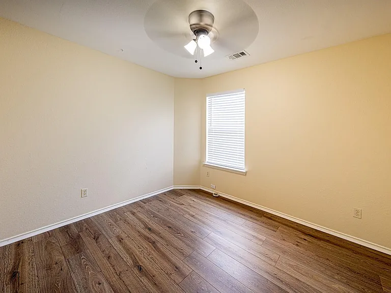 3603 Avalon Castle Dr — Photo 20