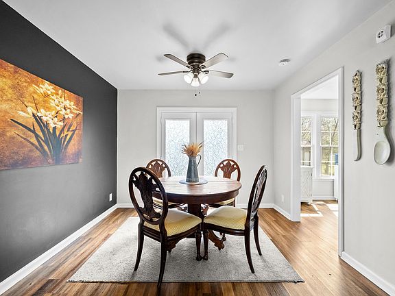 5th image of 3433 Oak Lawn Dr