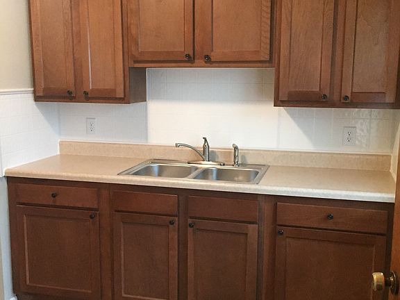 Newly Remodeled Kitchen