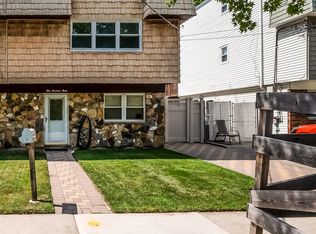 103 Zoe St, Staten Island, NY 10305