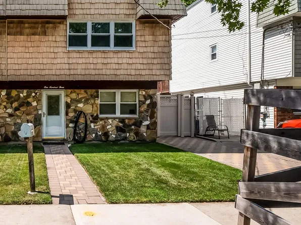 103 Zoe St, Staten Island, NY 10305