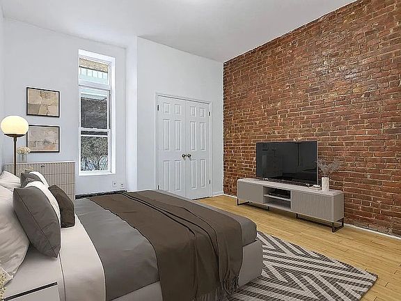 5th image of 1253 Pacific St #1-4