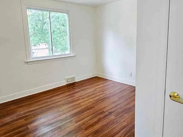 5634 Drummond Rd #UPPER — Photo 6