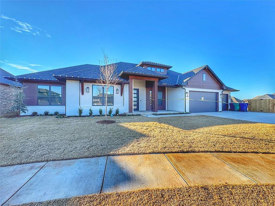 1st image of 15449 Bonita Ln