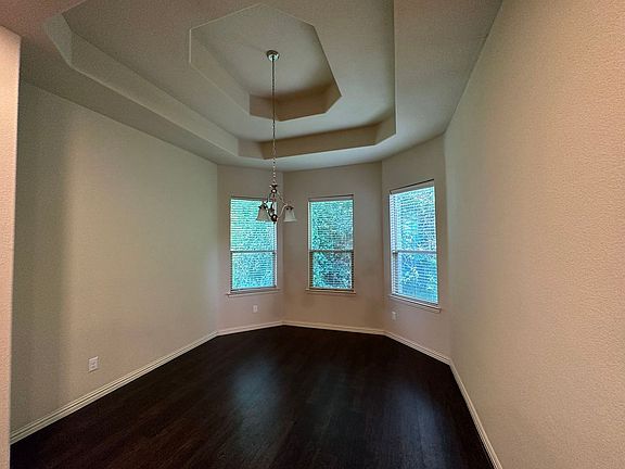 5th image of 7420 Rose Crest Blvd