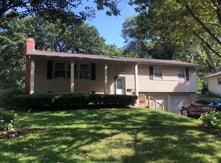 9808 W 56th St, Merriam, KS 66203