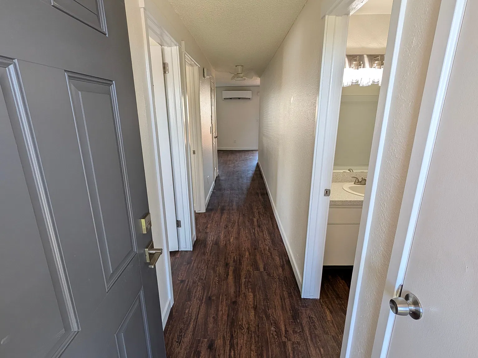 Just Renovated 2Bedroom Apartment in Boise Bench All New Appliances & Easy Freeway Access! — Photo 1