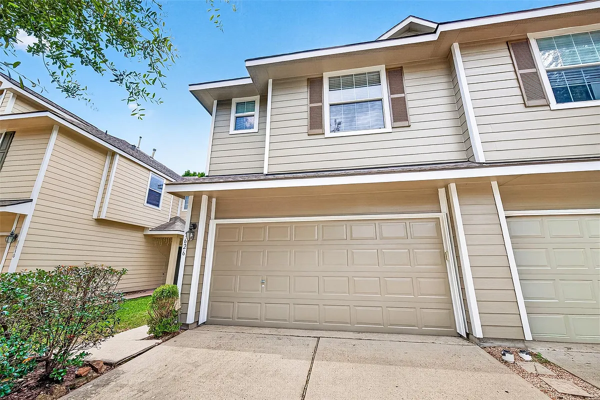 Building Photo - 5626 Claybeck Ln
