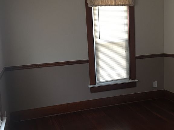 5th image of 2779 Norwood St