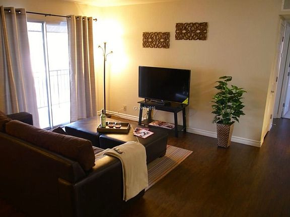 4th image of 4320 Sandy River Dr Unit 98