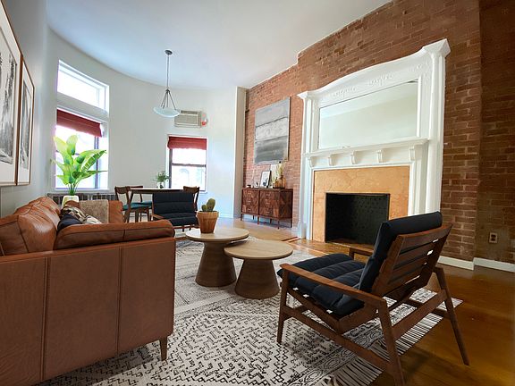 3rd image of 52 W 87th St APT 1A