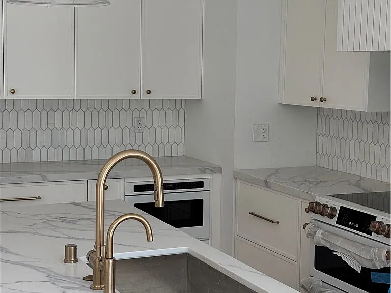 4832 La Canada Blvd — Photo 10