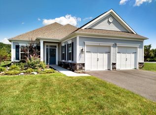 2 E Grimaldi Dr, Farmingdale, NJ 07727