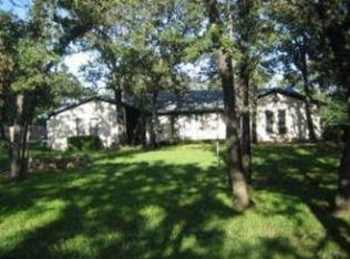 2205 Tarver Rd, Burleson, TX 76028