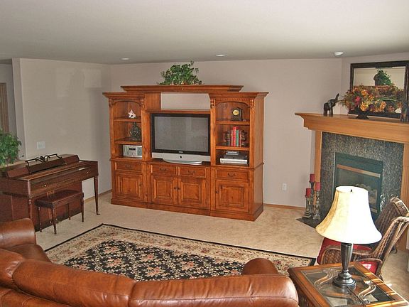 2nd image of 2109 248th Pl SE
