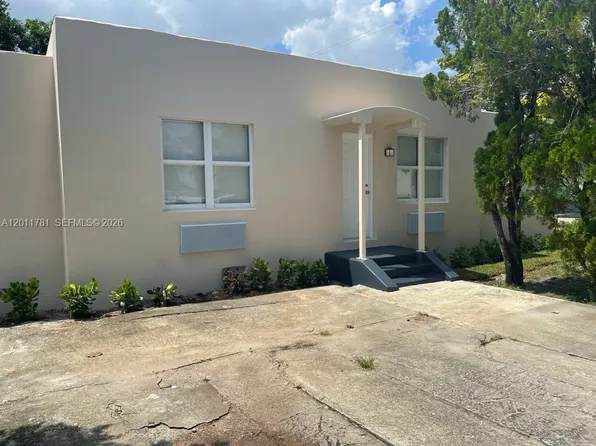 5800 Taylor St, Hollywood, FL 33021