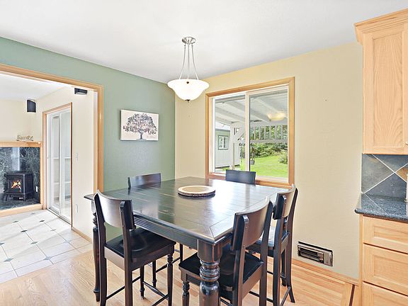 5th image of 14706 79th St NE