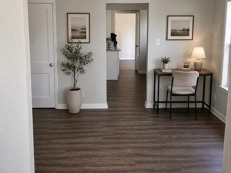 1504 Weber St — Photo 5
