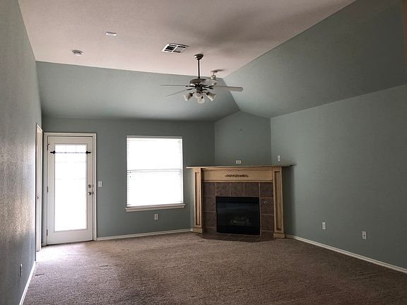 2nd image of 21865 Pioneer Cir