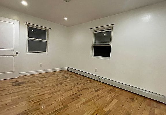 5th image of 973 E 93rd St #2