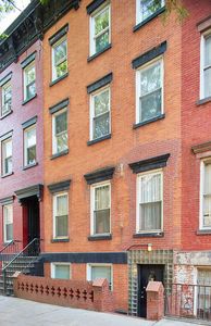 168 N 6th St, Brooklyn, NY, 11211