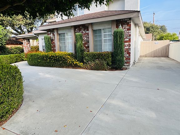 Long drive way for parking