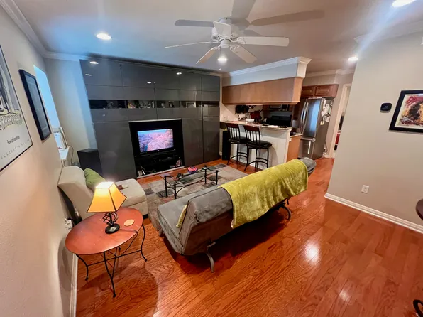 1500 E Side Dr, Austin, TX