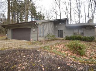 19313 Neff Rd, Litchfield, OH 44253