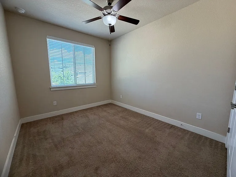 724 Gristmill Dr #19A — Photo 13