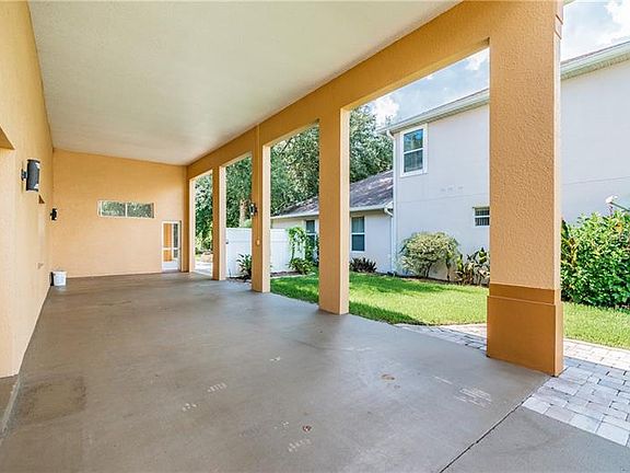 4th image of 2601 Caithness Way