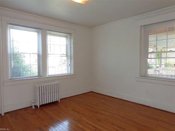 4th image of 1001 Gates Ave APT 2A